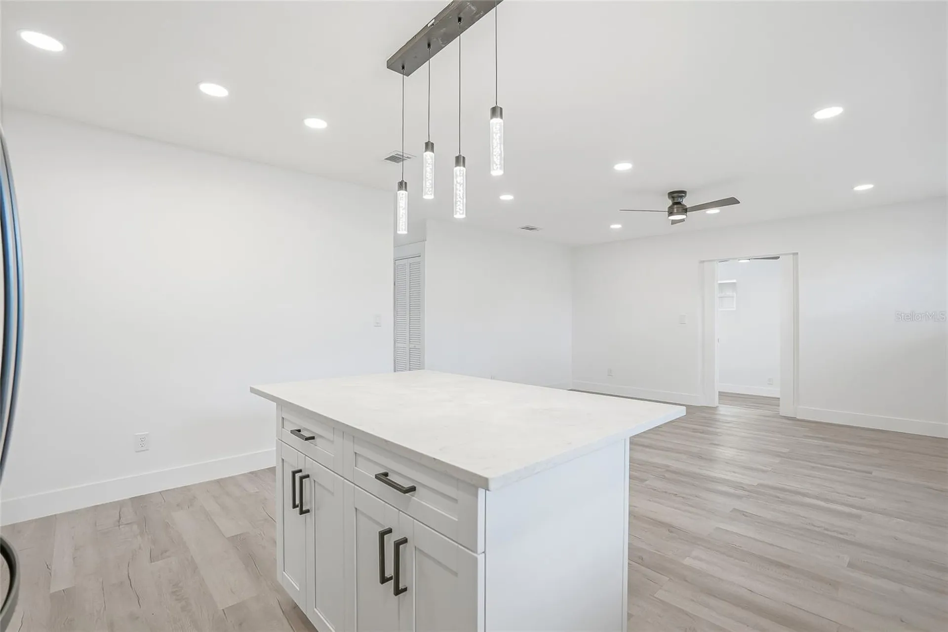 529 Firefly Lane Apollo Beach FL 33572