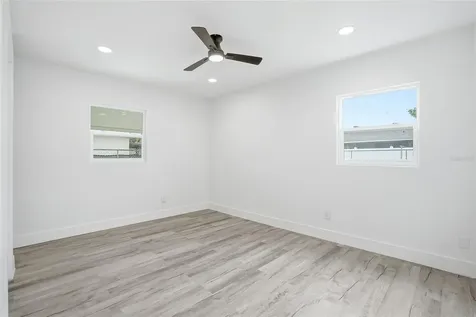 529 Firefly Lane Apollo Beach FL 33572