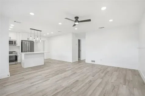 529 Firefly Lane Apollo Beach FL 33572
