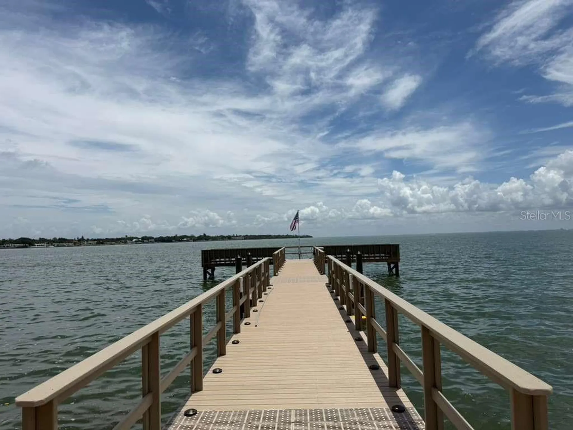 7432 Sunshine Skyway Lane S St Petersburg FL 33711