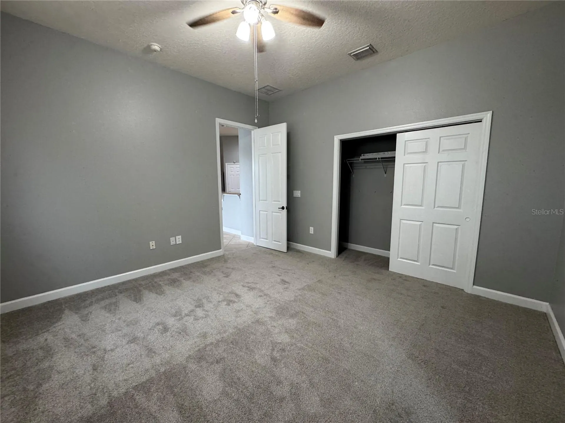 142 Harrington Court Davenport FL 33837