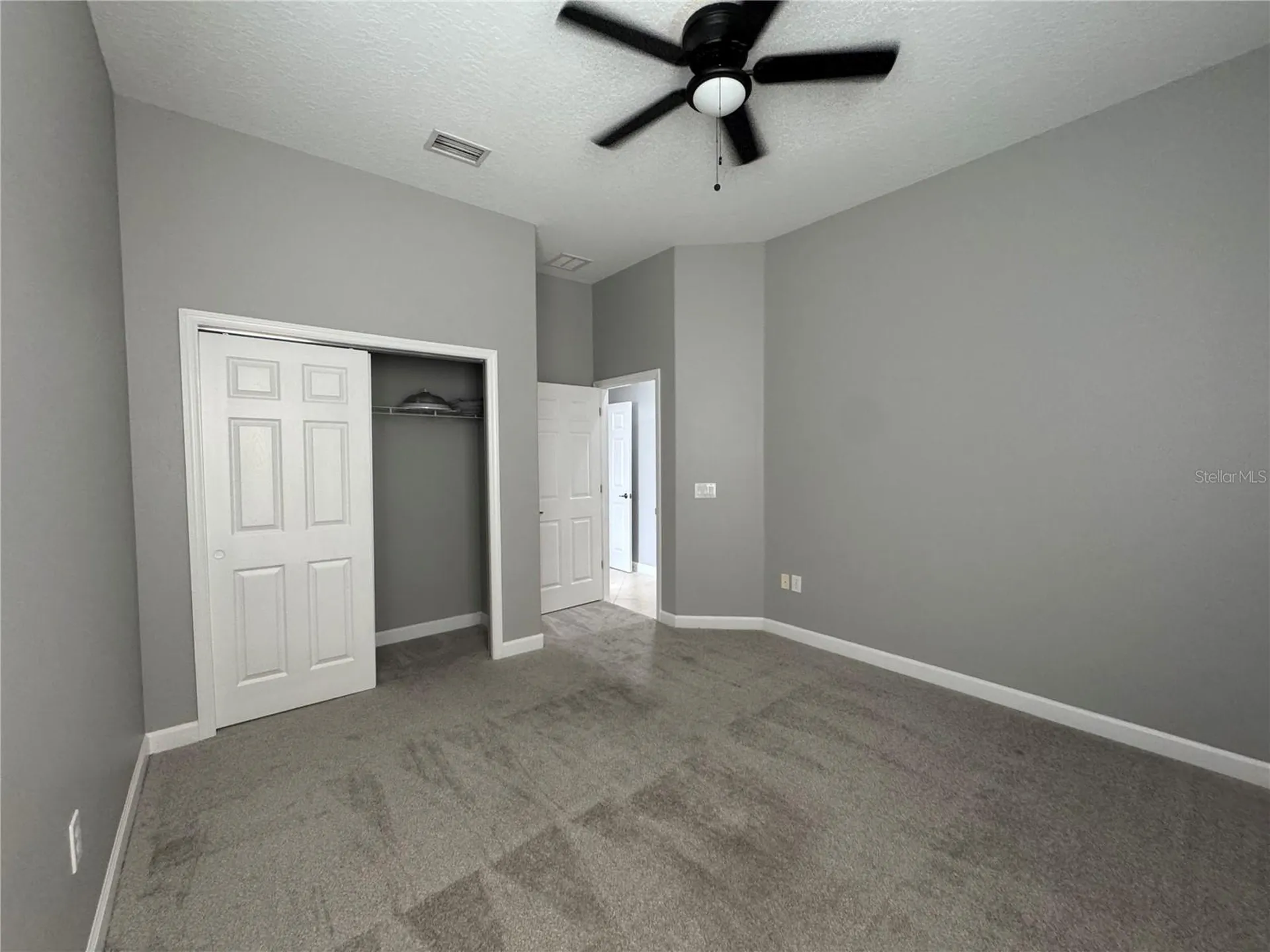 142 Harrington Court Davenport FL 33837