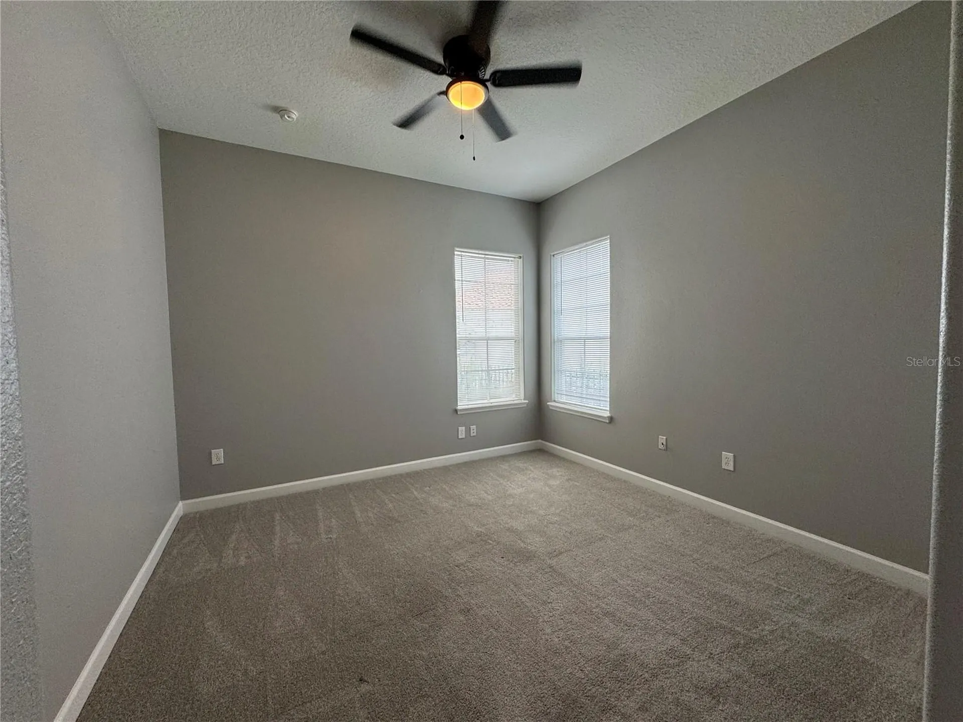 142 Harrington Court Davenport FL 33837
