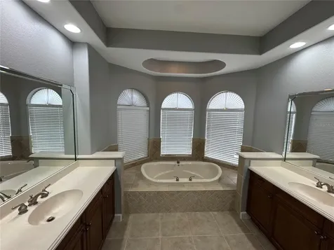 142 Harrington Court Davenport FL 33837