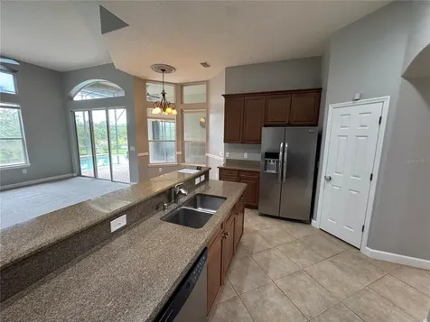 142 Harrington Court Davenport FL 33837