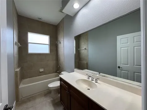 142 Harrington Court Davenport FL 33837