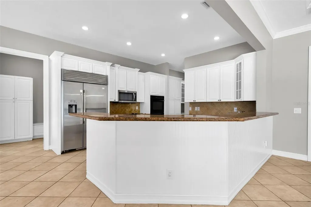 907 Westpark Drive Kissimmee FL 34747