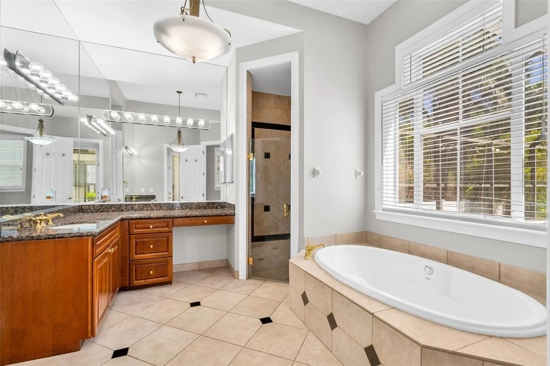 907 Westpark Drive Kissimmee FL 34747