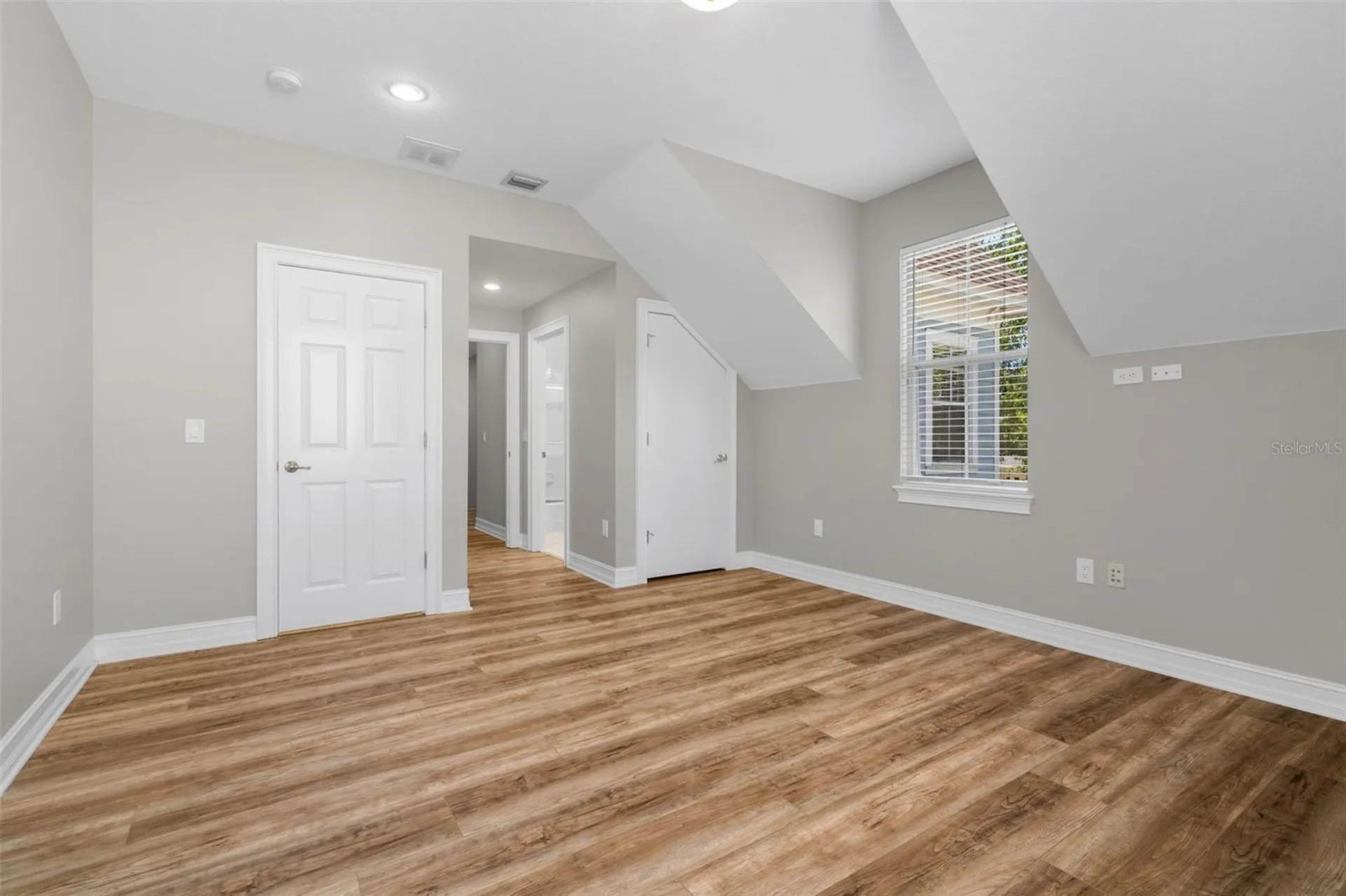 907 Westpark Drive Kissimmee FL 34747