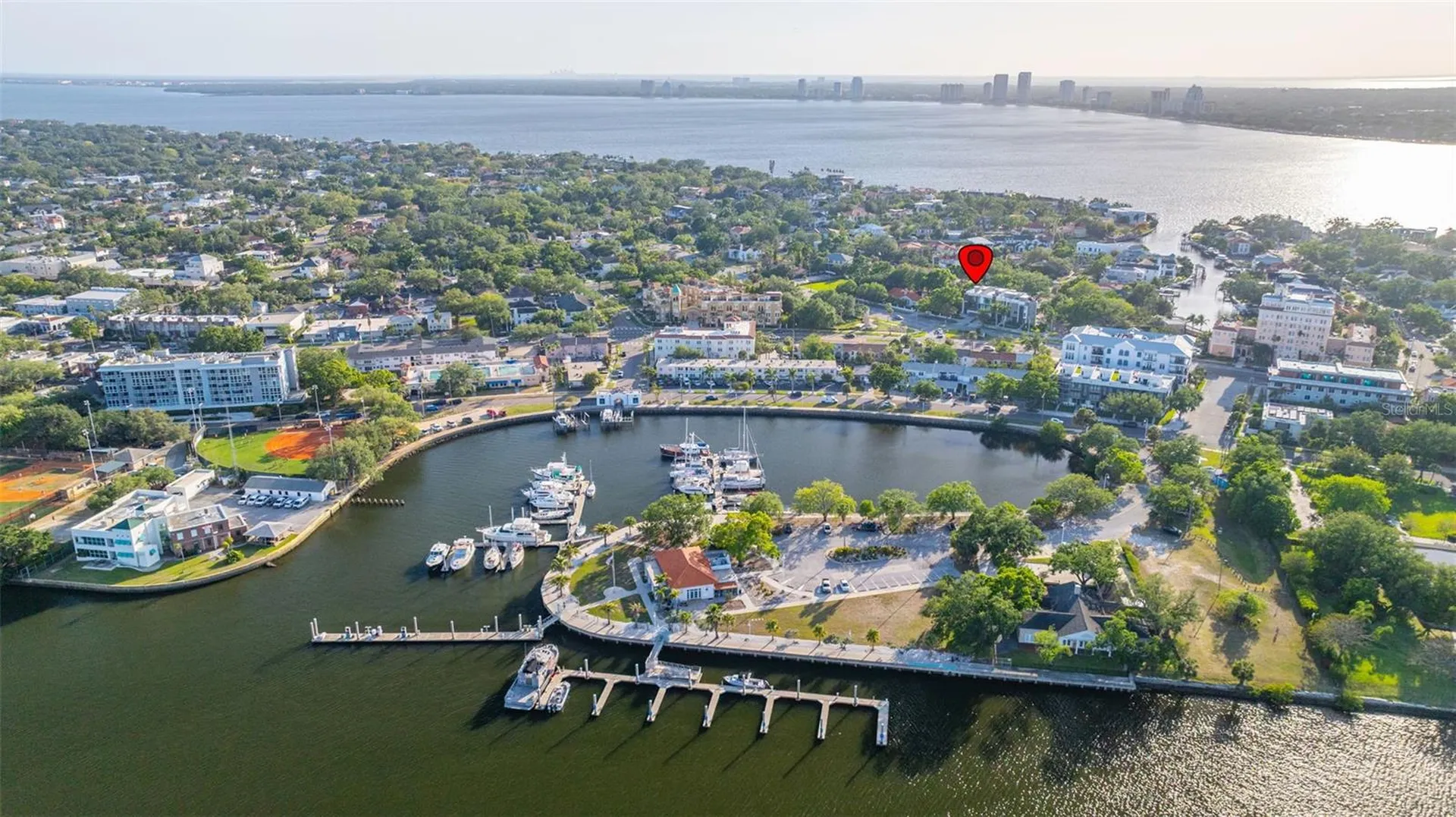 98 W Davis Boulevard Tampa FL 33606