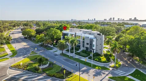 98 W Davis Boulevard Tampa FL 33606