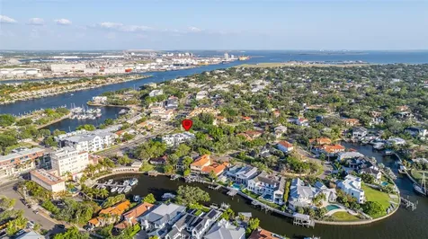98 W Davis Boulevard Tampa FL 33606