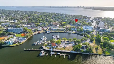 98 W Davis Boulevard Tampa FL 33606
