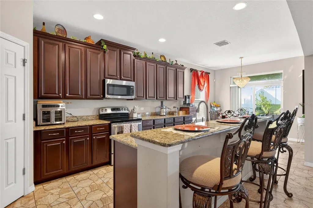 882 Counts Crest Circle Apopka FL 32712