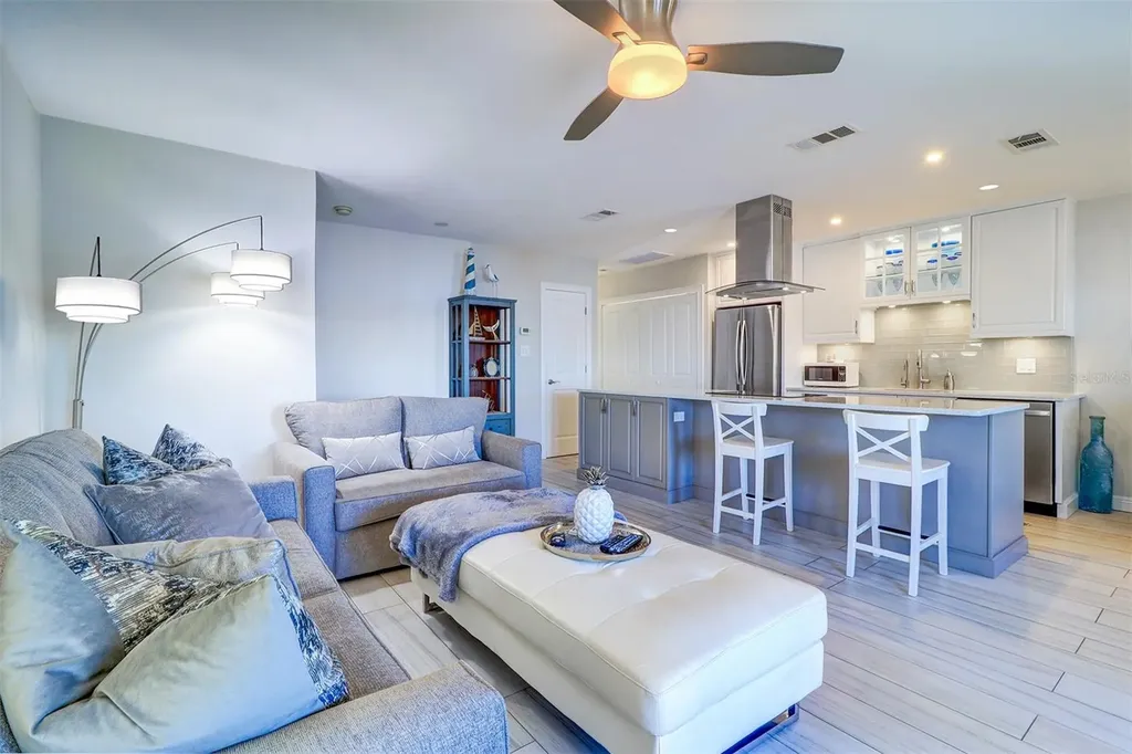 225 Pompano Drive SE St Petersburg FL 33705