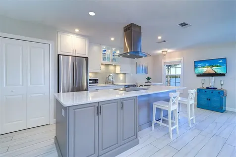 225 Pompano Drive SE St Petersburg FL 33705