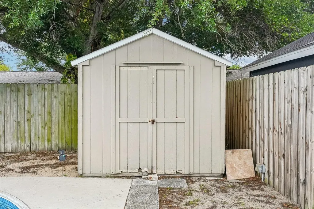1603 Fox Run Drive Tarpon Springs FL 34689