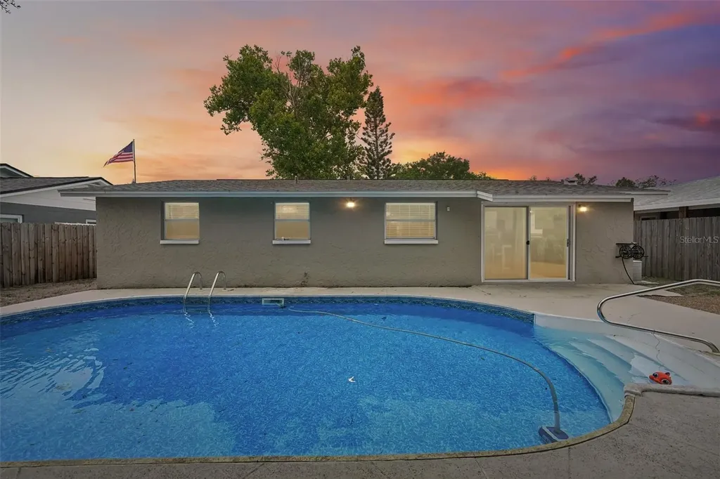 1603 Fox Run Drive Tarpon Springs FL 34689