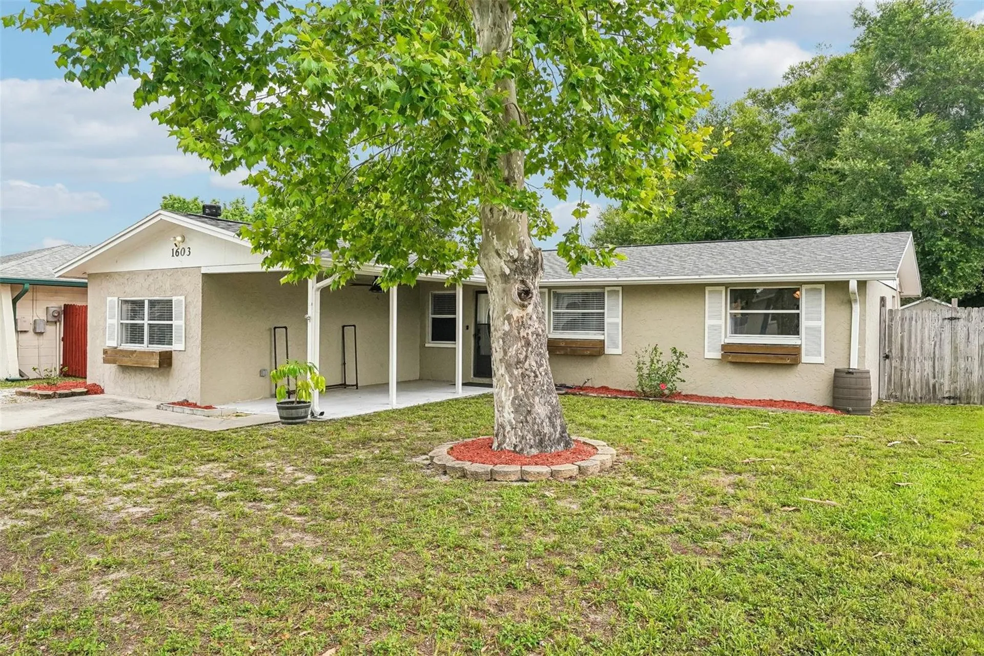 1603 Fox Run Drive Tarpon Springs FL 34689