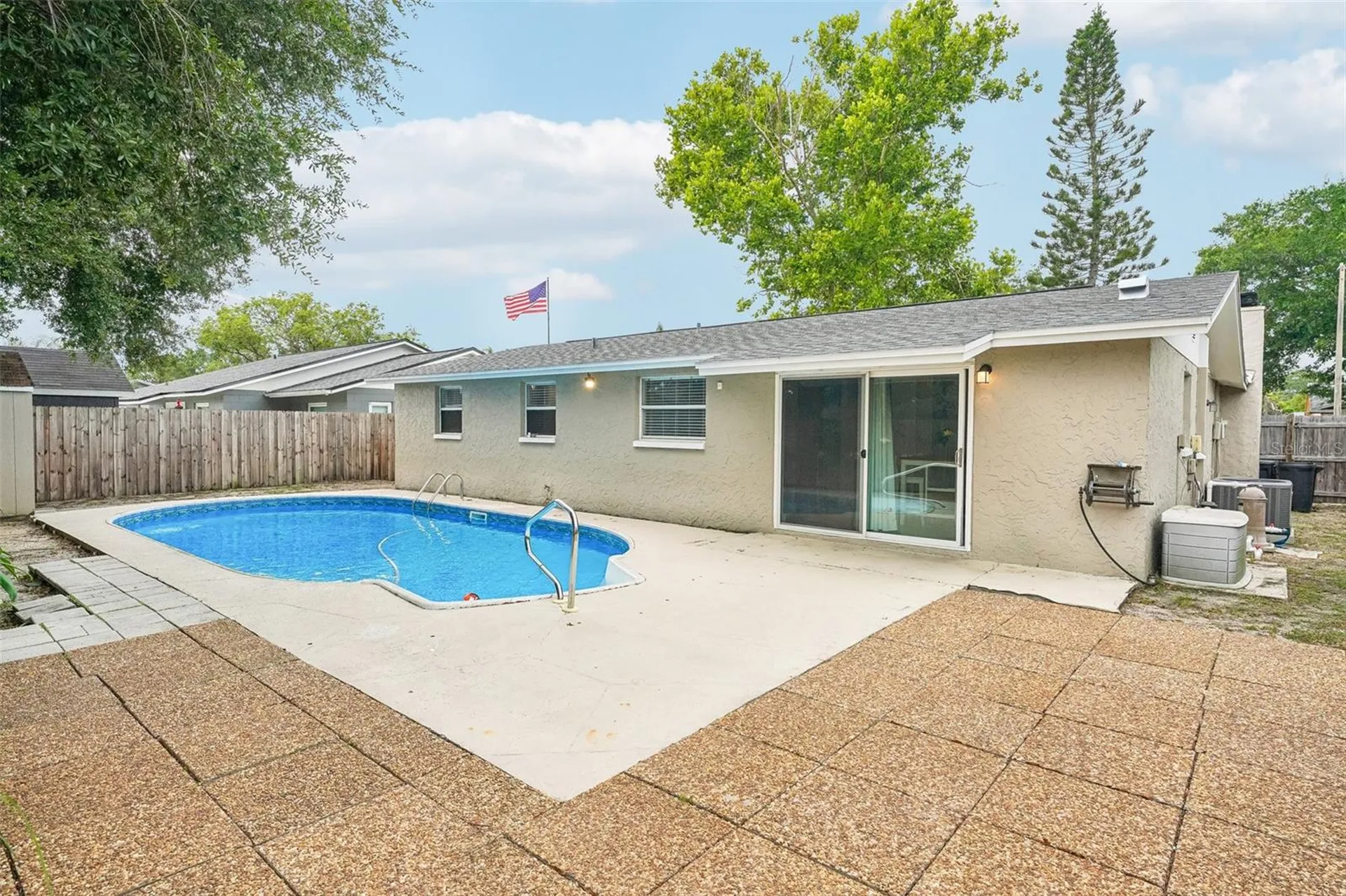 1603 Fox Run Drive Tarpon Springs FL 34689