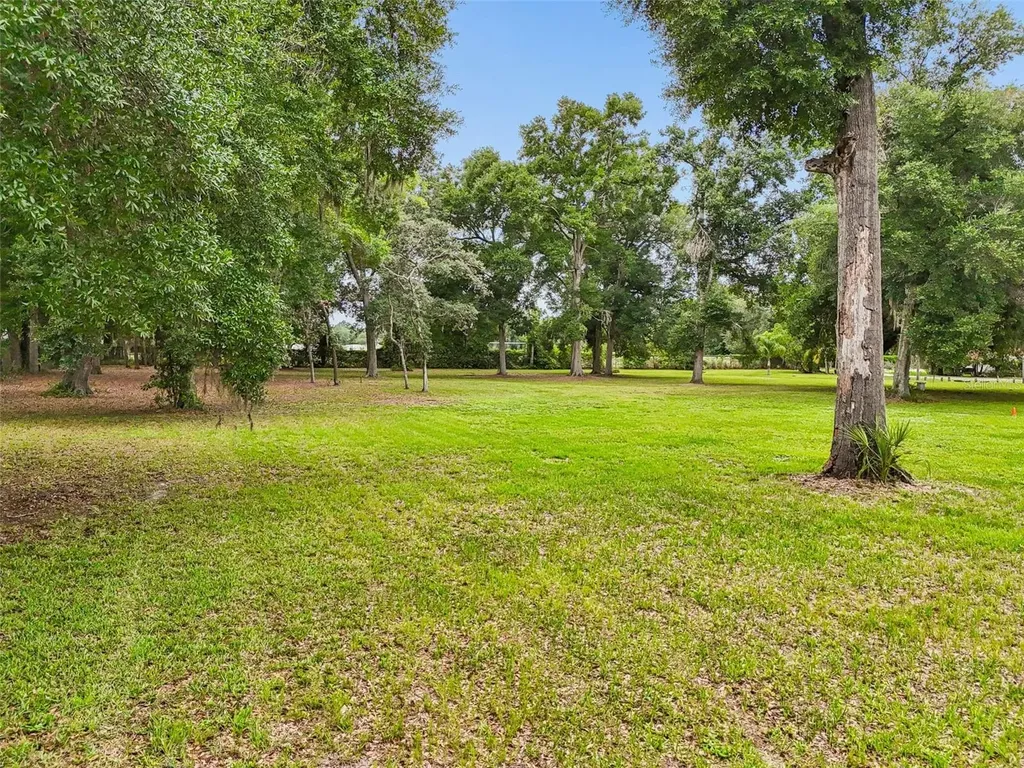 5105 N 45th Street Tampa FL 33610