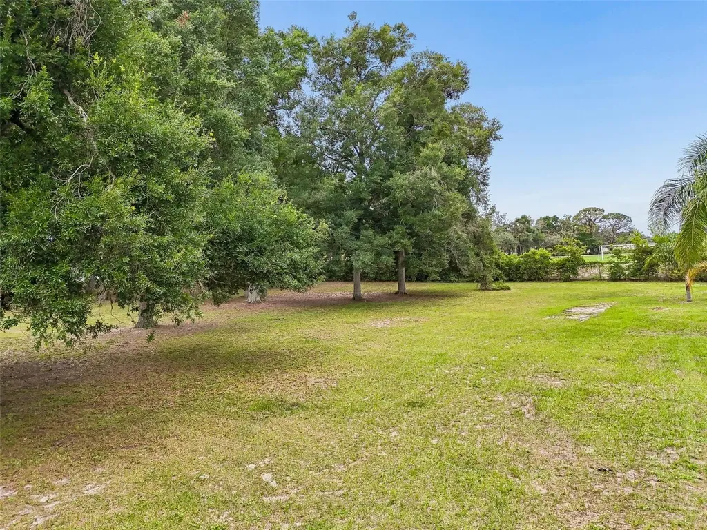 5105 N 45th Street Tampa FL 33610