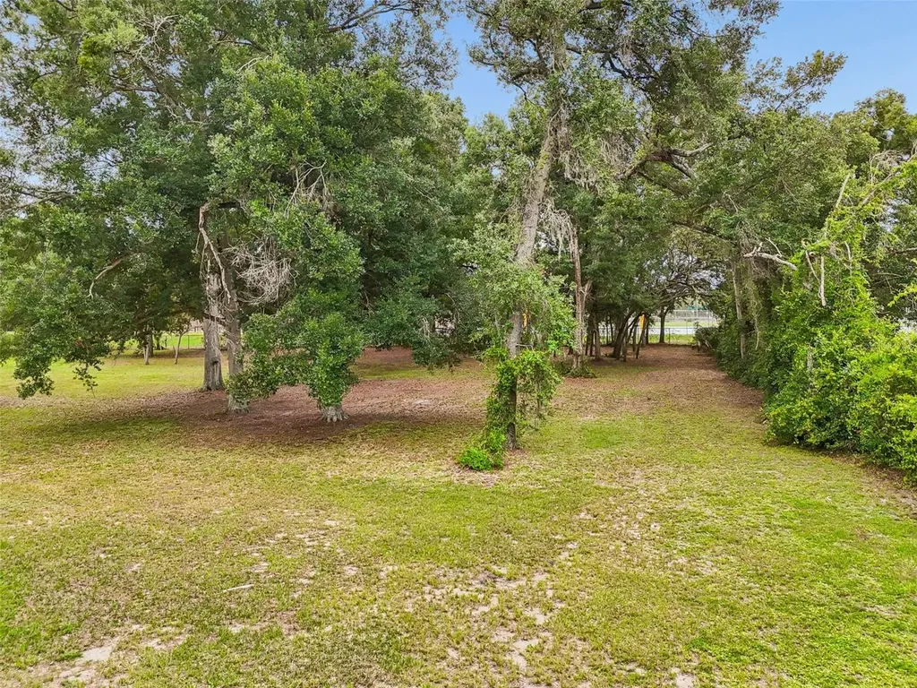 5105 N 45th Street Tampa FL 33610