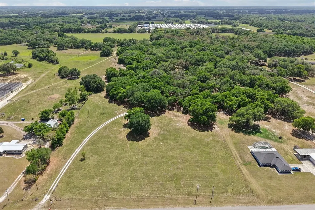 2685 Cr 564 Bushnell FL 33513