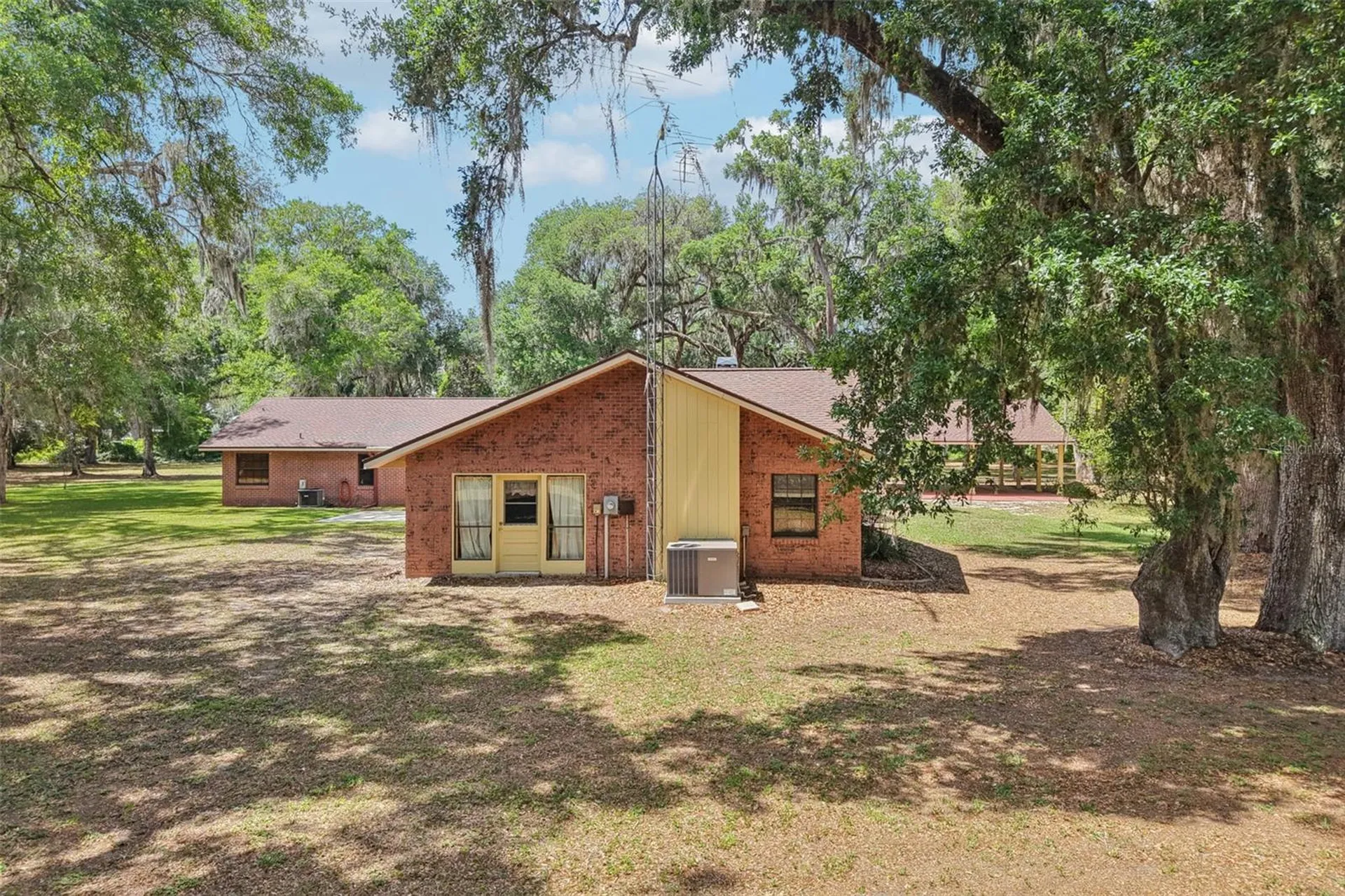 2685 Cr 564 Bushnell FL 33513