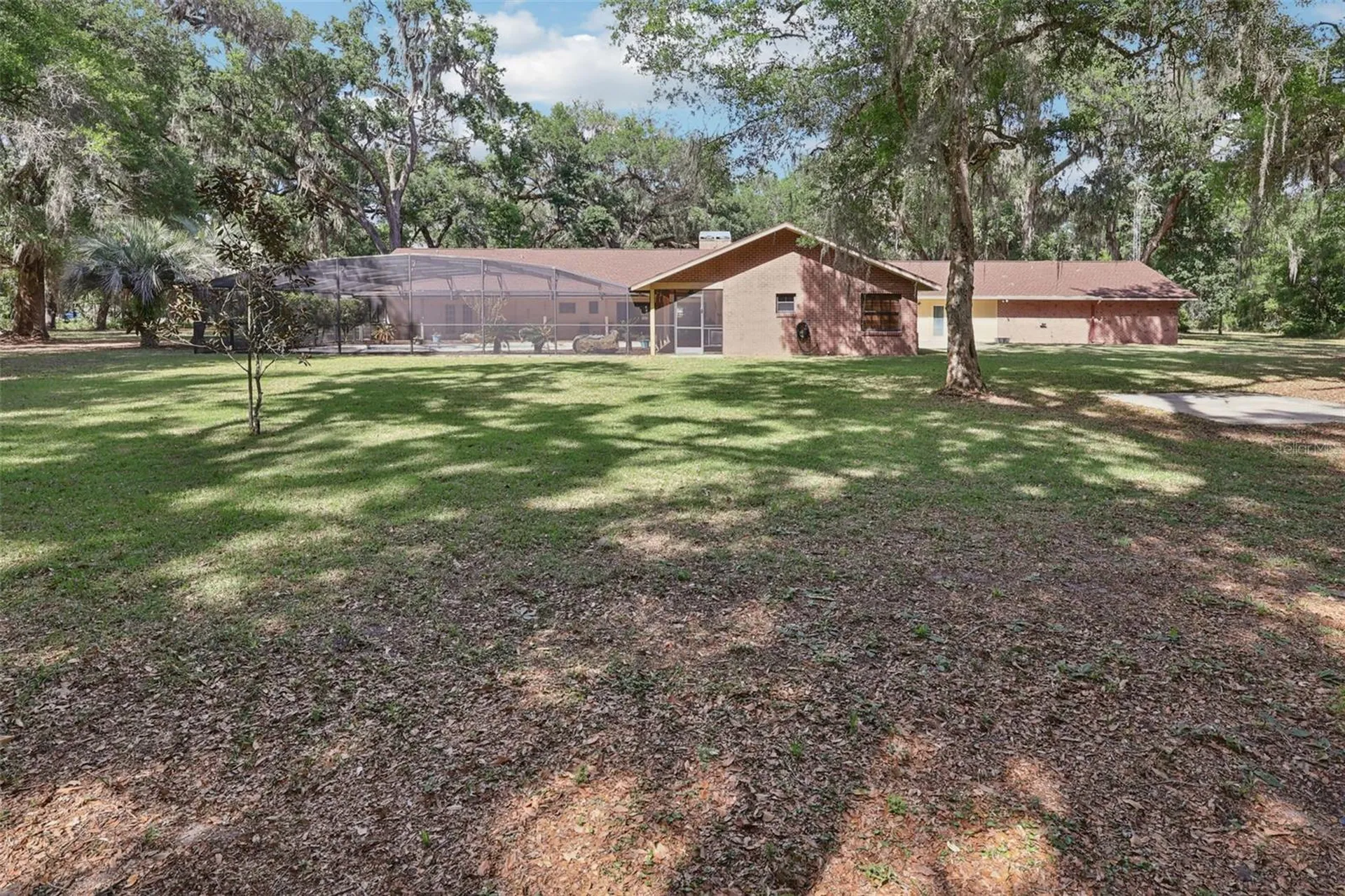 2685 Cr 564 Bushnell FL 33513