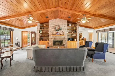 2685 Cr 564 Bushnell FL 33513