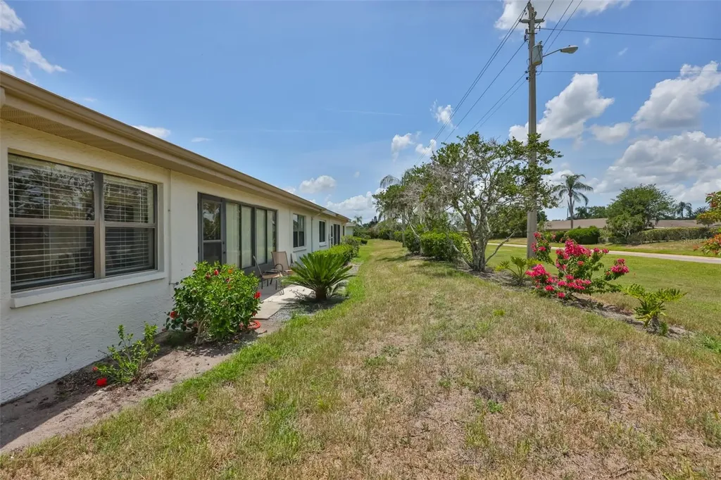 2417 Lancaster Drive Sun City Center FL 33573