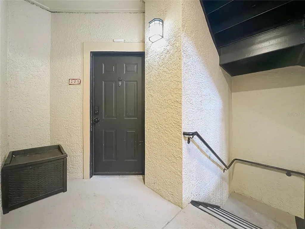 107 Vista Verdi Circle Lake Mary FL 32746