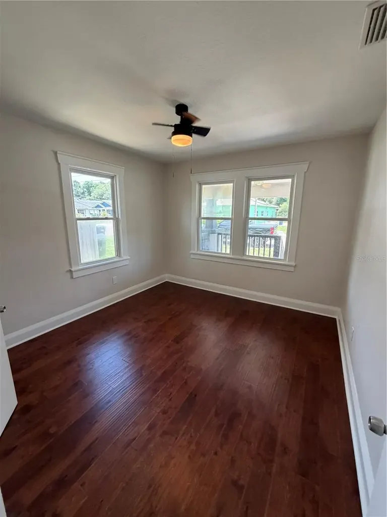 919 W Plymouth Street Tampa FL 33603