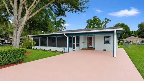 5824 Delta Street Orlando FL 32807