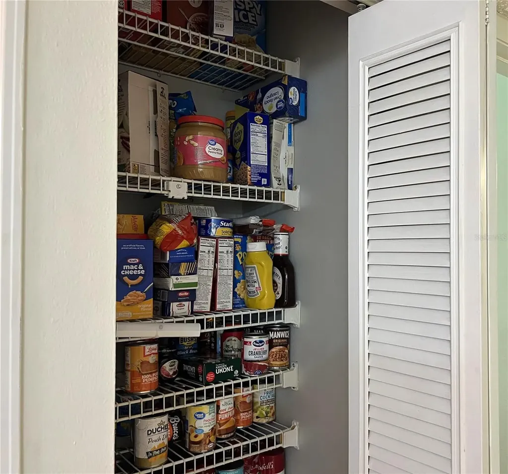 1433 Pine Glen Place Tarpon Springs FL 34688