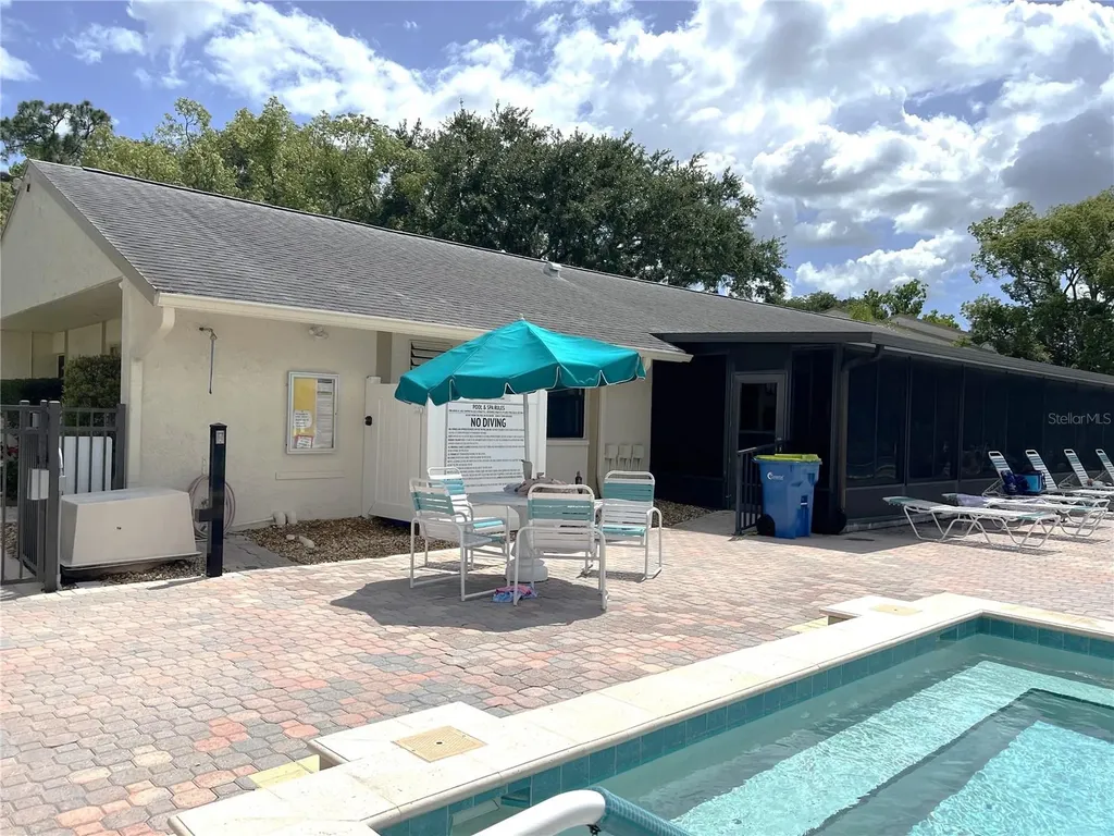 1433 Pine Glen Place Tarpon Springs FL 34688