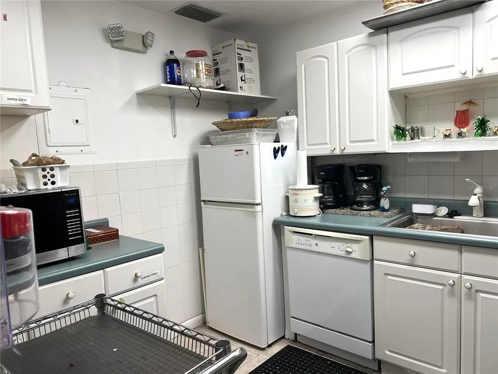 1433 Pine Glen Place Tarpon Springs FL 34688