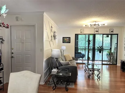 1433 Pine Glen Place Tarpon Springs FL 34688