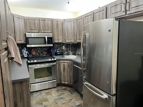 1433 Pine Glen Place Tarpon Springs FL 34688