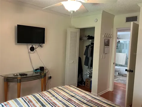 1433 Pine Glen Place Tarpon Springs FL 34688