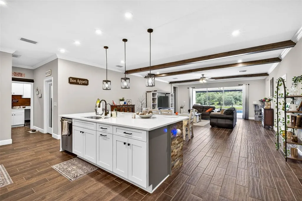 6946 Talamore Drive Wesley Chapel FL 33545