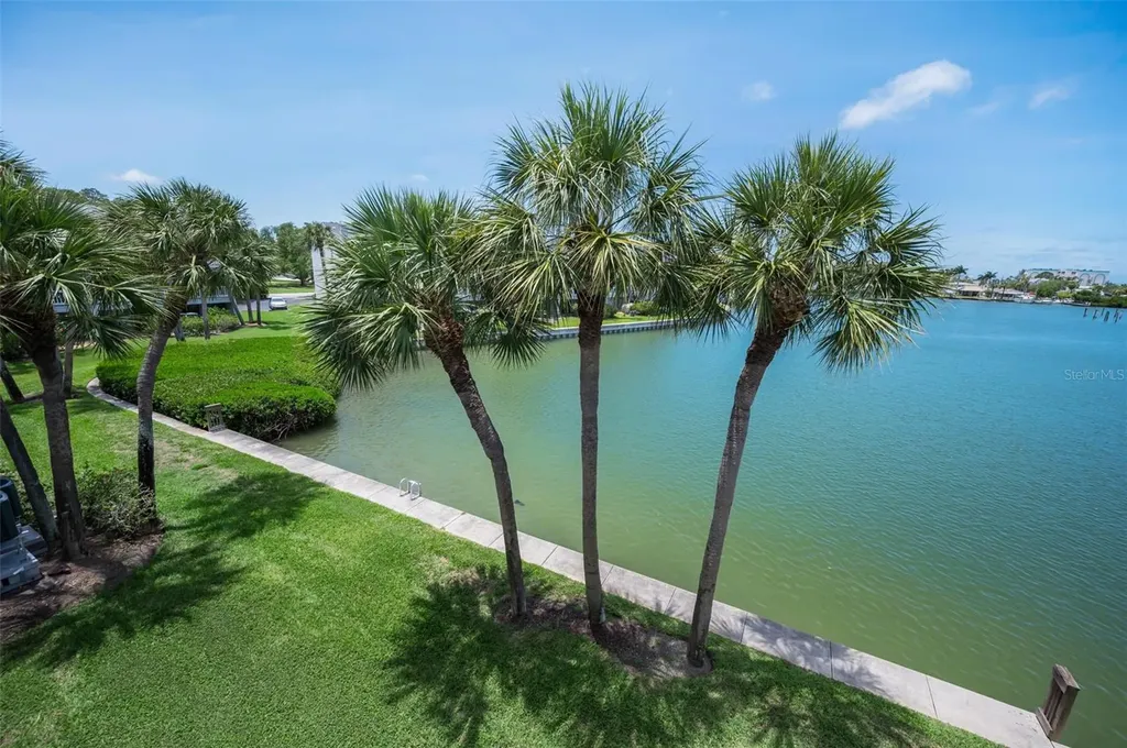 12208 2nd Street E St Petersburg FL 33706
