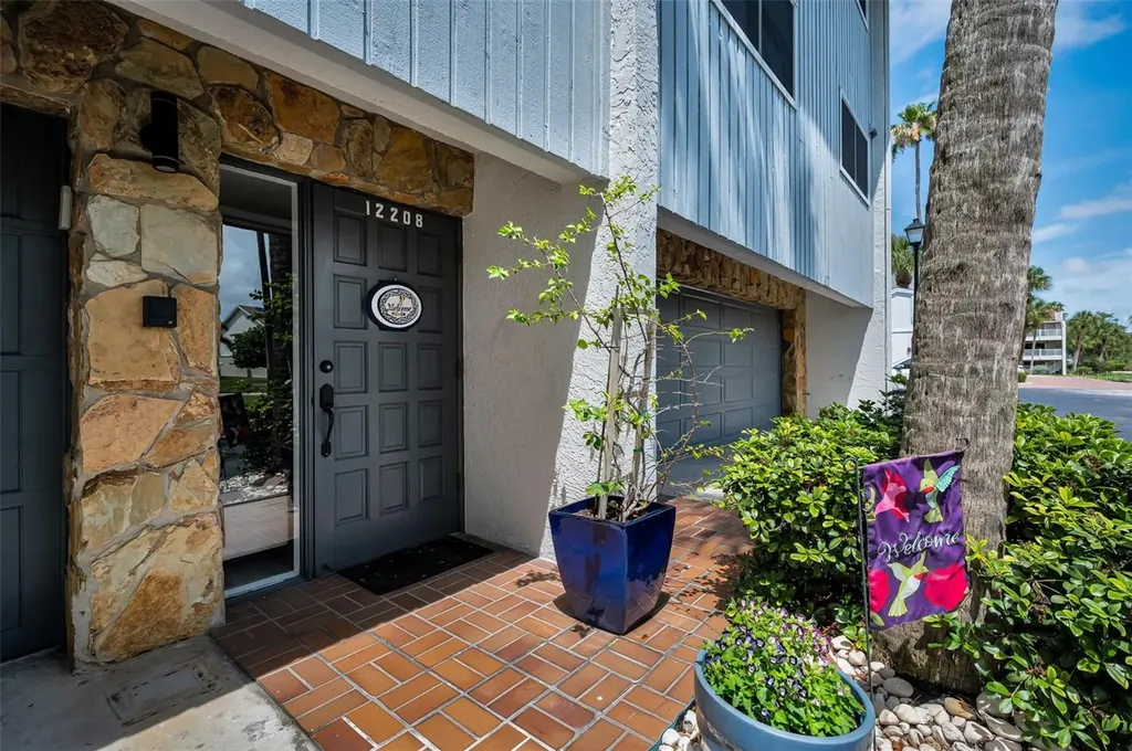 12208 2nd Street E St Petersburg FL 33706