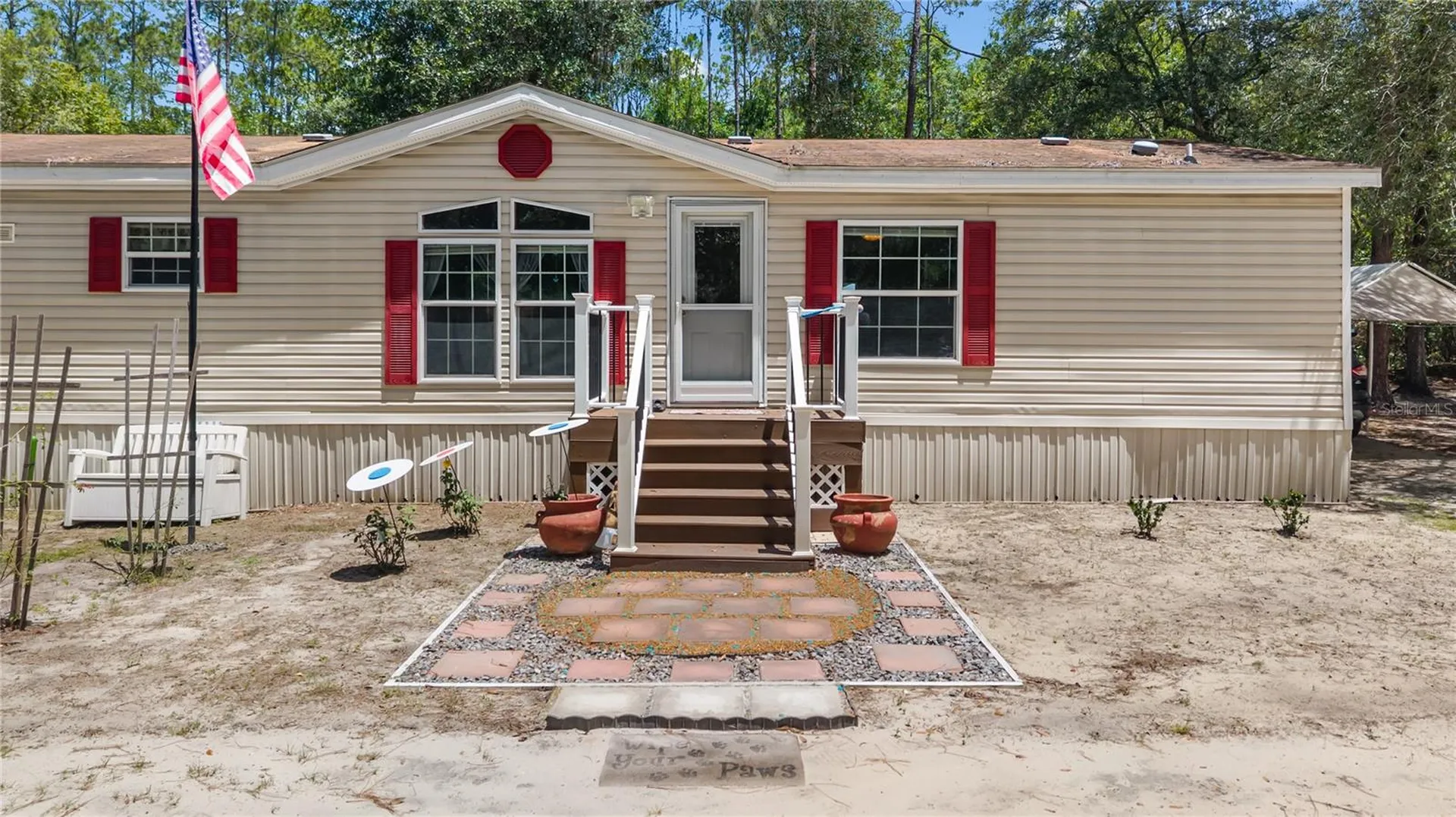 106 Arrowhead Point Road Hawthorne FL 32640