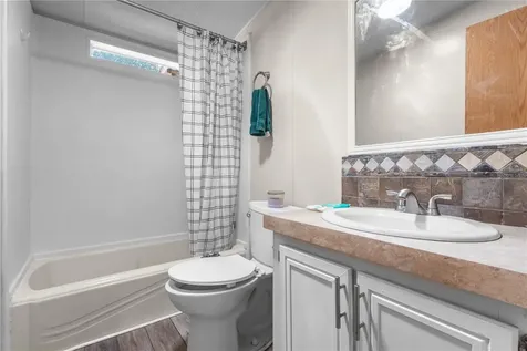106 Arrowhead Point Road Hawthorne FL 32640