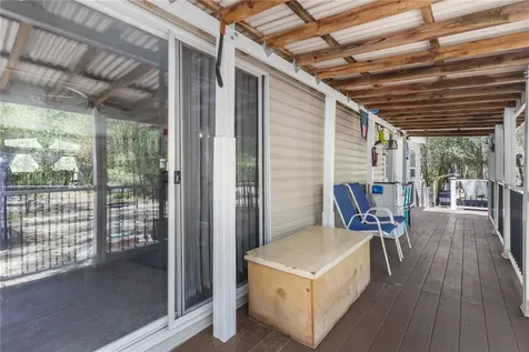 106 Arrowhead Point Road Hawthorne FL 32640