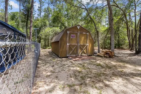 106 Arrowhead Point Road Hawthorne FL 32640