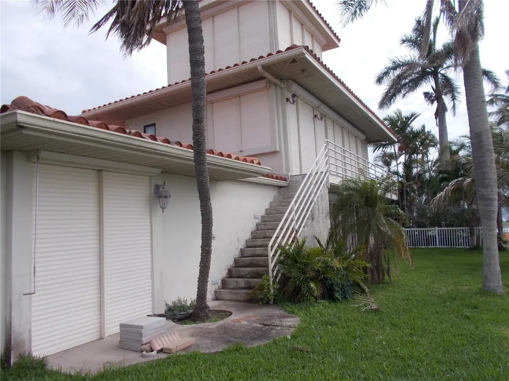 12570 4th Street E Treasure Island FL 33706