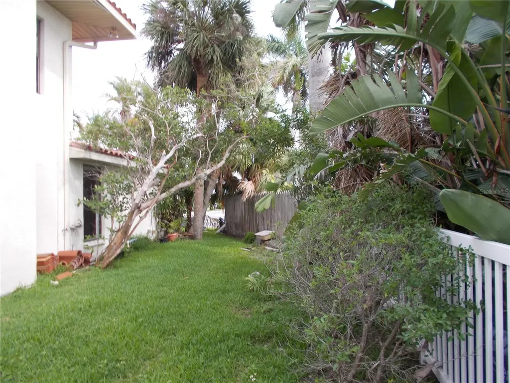 12570 4th Street E Treasure Island FL 33706